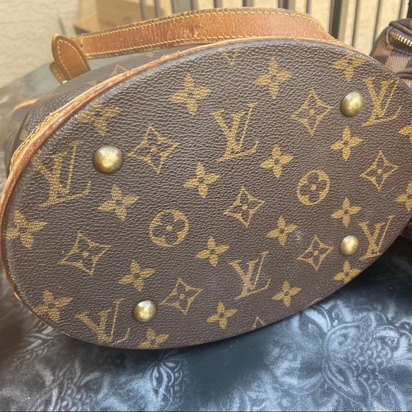 LV Bucket Bag *VINTAGE* - Picture 6 of 6
